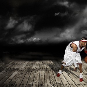 kaiyun中国-足球场上的圣洁时刻，当泰山重伤倒地，格列兹曼引领全队围拢祈祷，绿茵场上的祈祷，格列兹曼带领队友为重伤的泰山围拢祝福